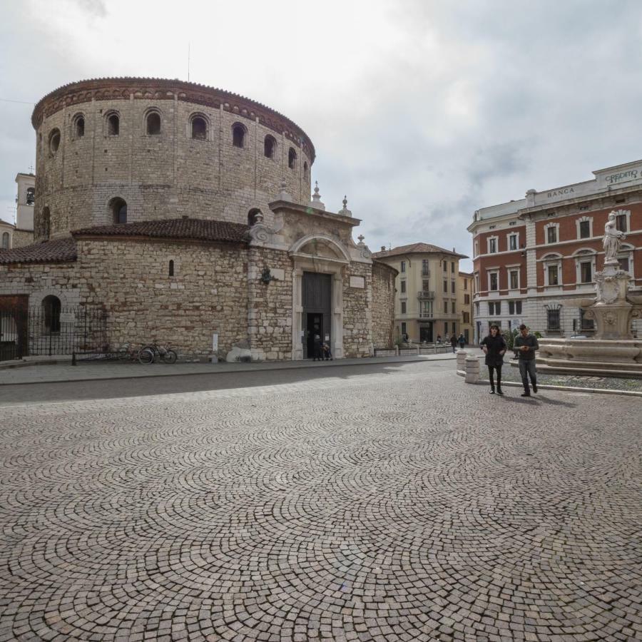Locanda delle Mercanzie Brescia Esterno foto