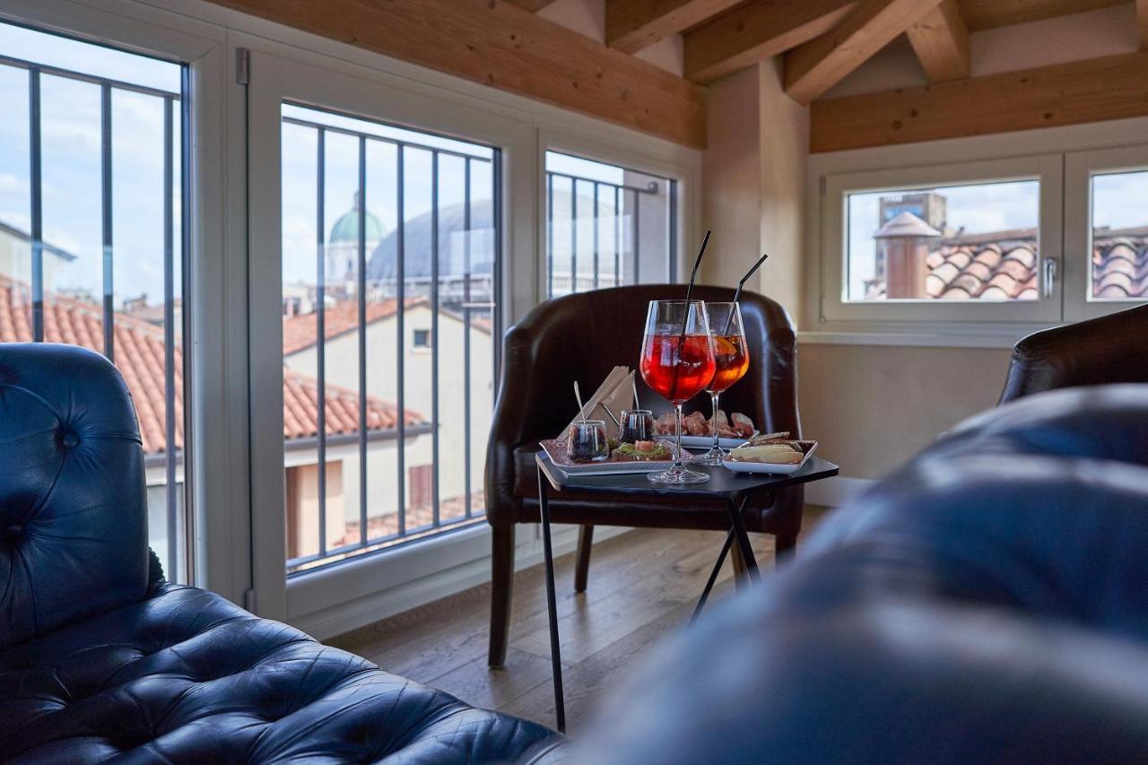 Locanda delle Mercanzie Brescia Esterno foto